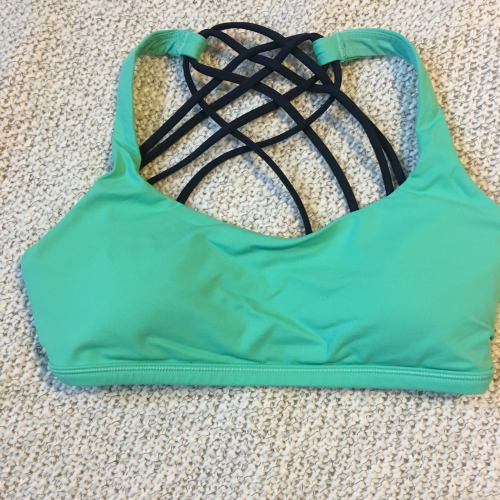 Lululemon Free To Be Wild Bra